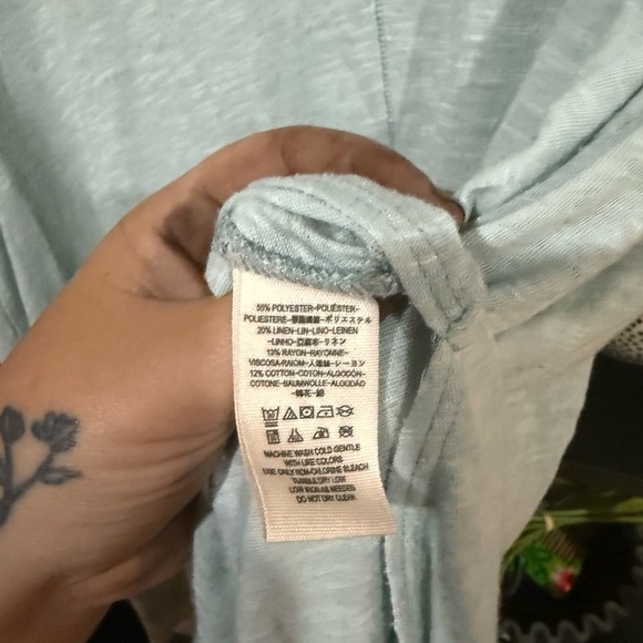 We The Free Sky Blue Short Sleeve Top size small oversized - Picture 9 of 9